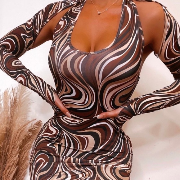 Dress - Picture 1 of 1